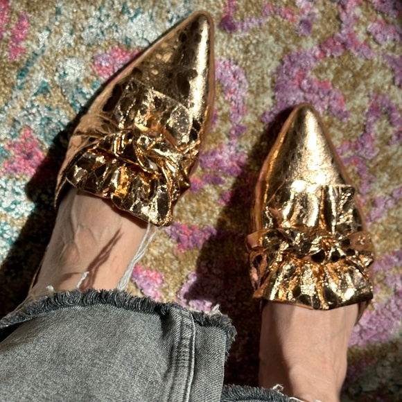 Cape Robbin | Vegan Metallic Rose Gold Knotted Pointed Toe Slip On Flats Mules - Picture 12 of 13